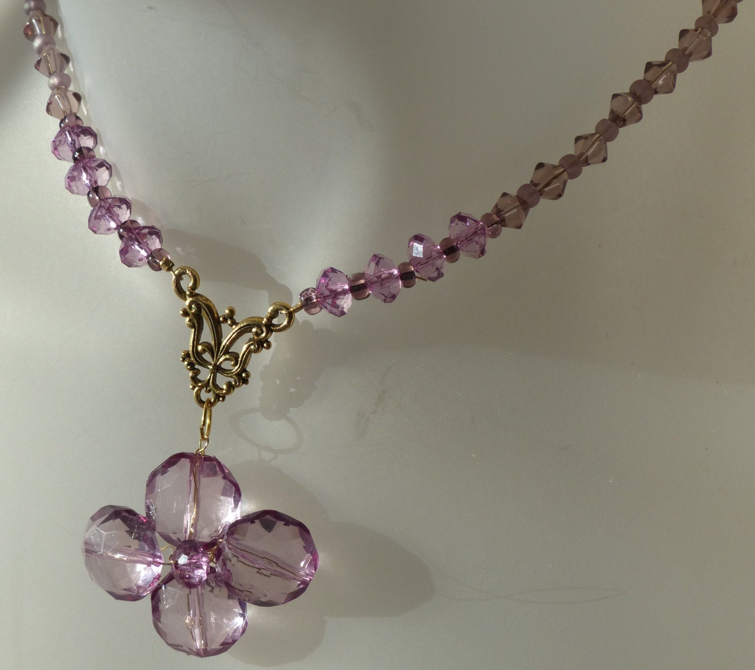 Beautiful pink lavender floral pendant necklace