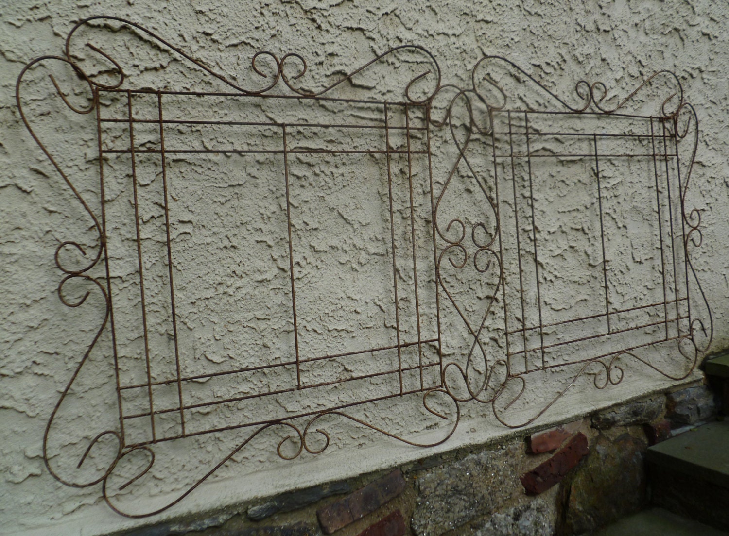 2 Wrought Iron Wire Wall Decor. Headboards. Vintage Sign Hangers. Garden Decor. Art Picture Frame. Pair.