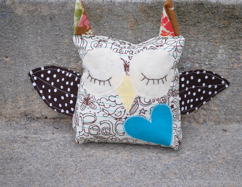 Owl sweetheart. doodle daydreamer.