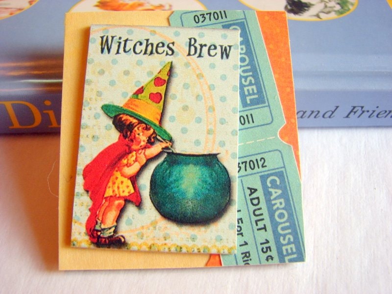 Halloween Brooch - Witches Brew Witch And Cauldron - X Lg 3D Dimensional Paper and Chipboard Decoupage Pin Badge - Vintage Retro