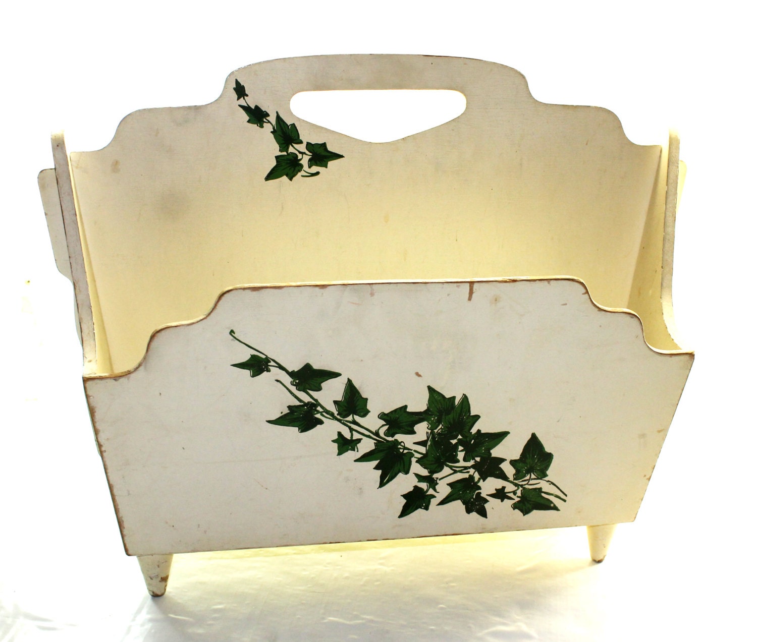 Wooden Magazine Rack with Ivy Motif