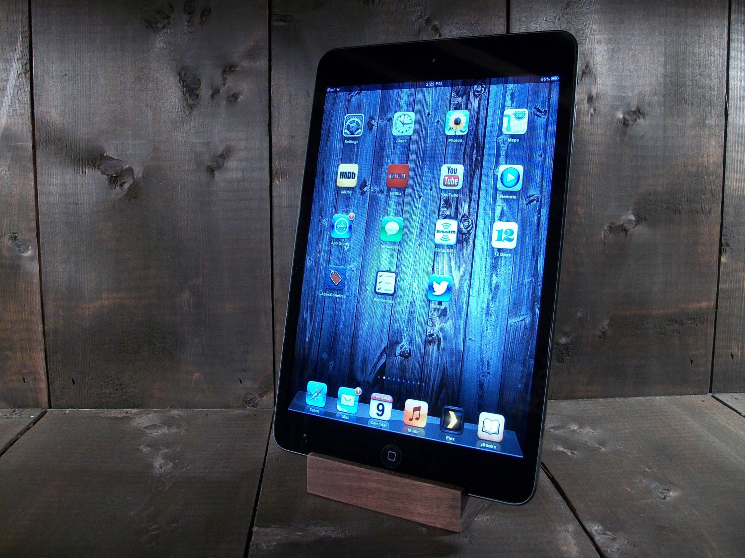 WOODi 2.0 iPad Mini - iPod 5th Generation Stand