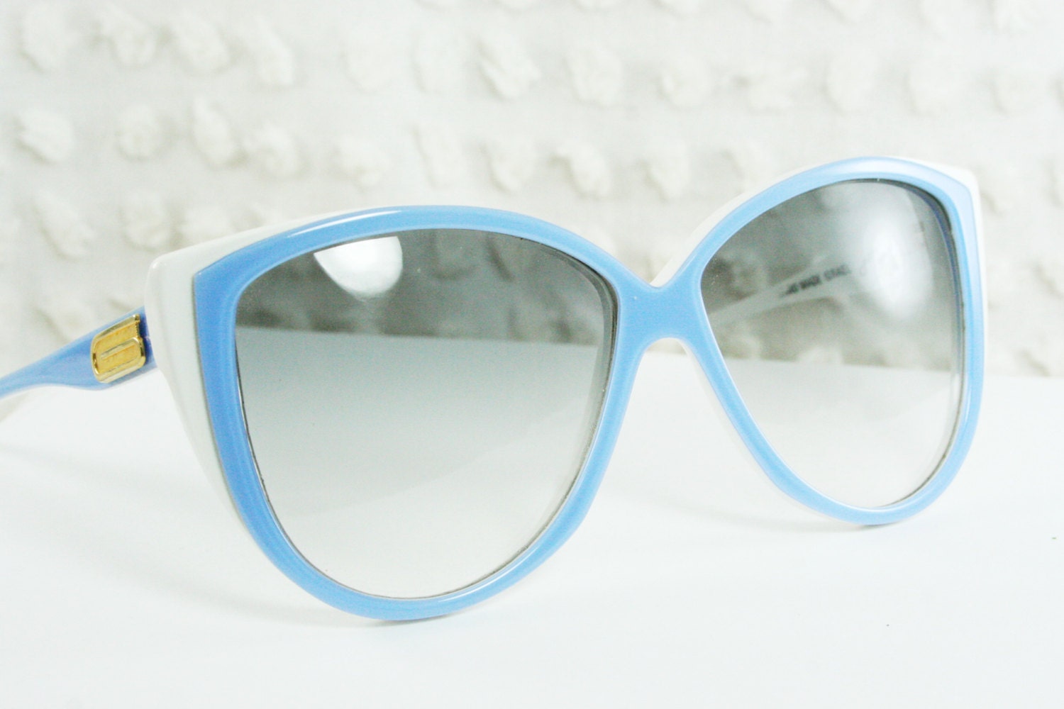 80s Sunglasses 1970s Cat Eye Sun Glass Gottex Light Blue and White  NOS Non Rx Lens 65/14 Optical Frame