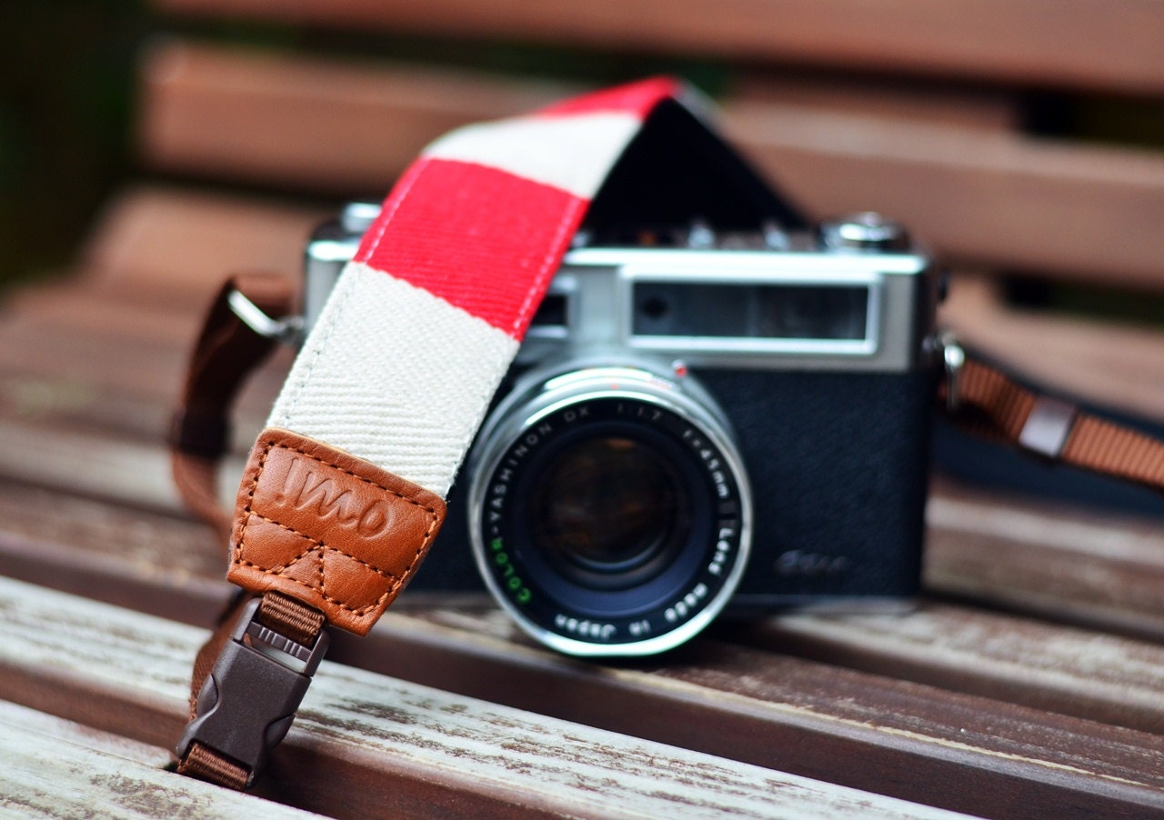 Reddie Camera Strap suits for DSLR / SLR with Quick Release Buckles