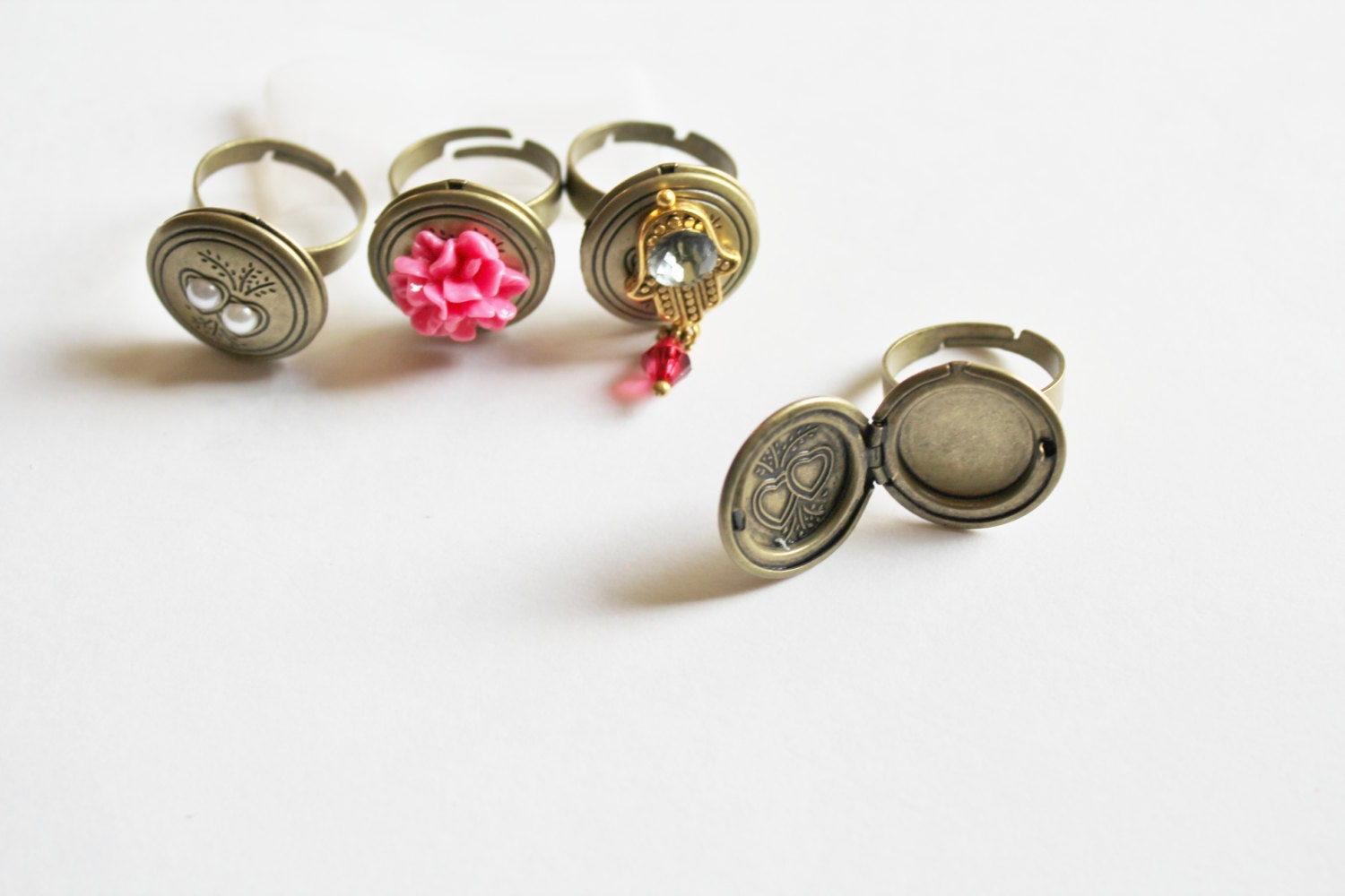 Adjustable ring, Locket ring, picture ring, large ring, Hamsa ring, Antique bronze ring, Vintage ring, Metal ring