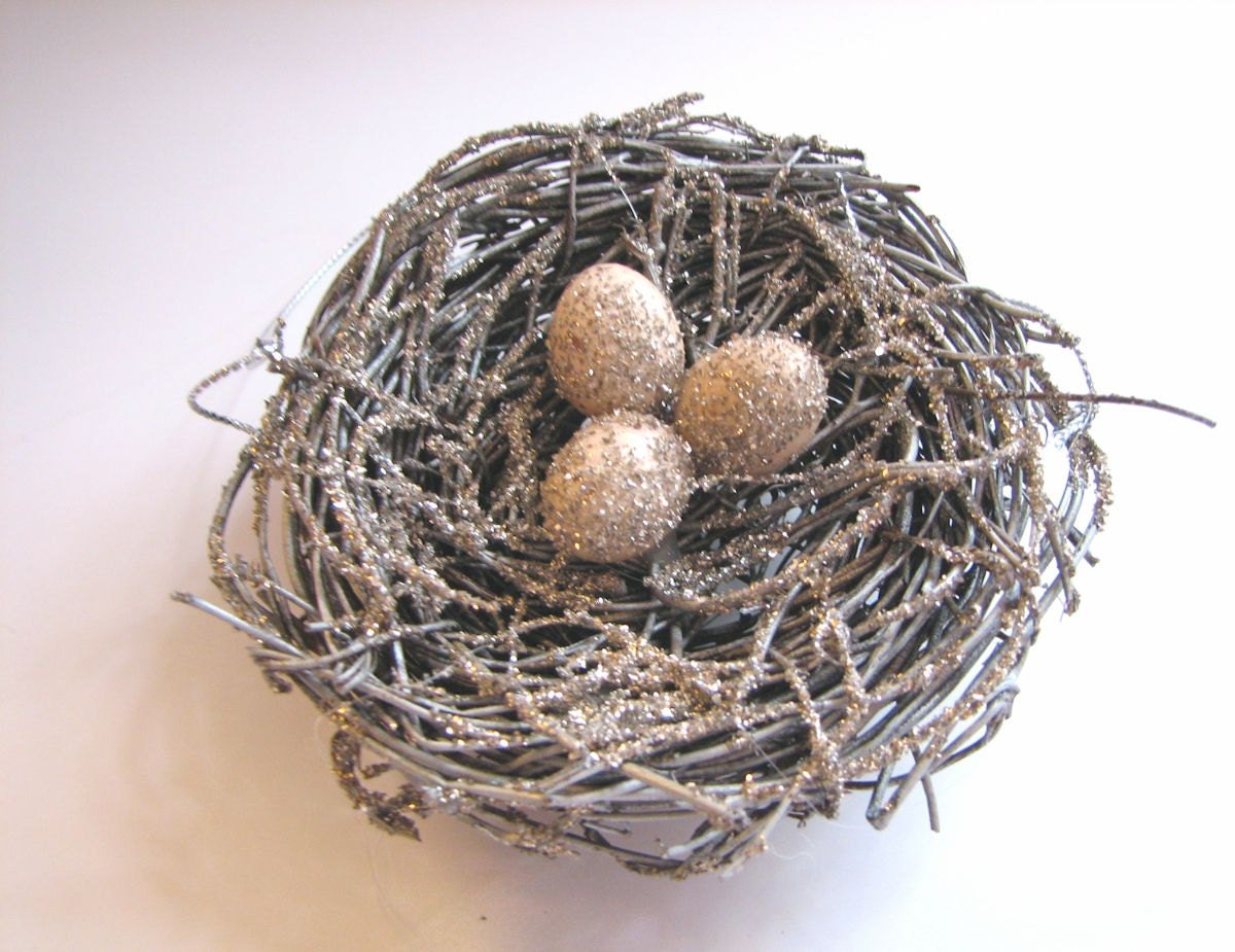 Shabby Chic Silver Glittered Birds Nest's With Eggs