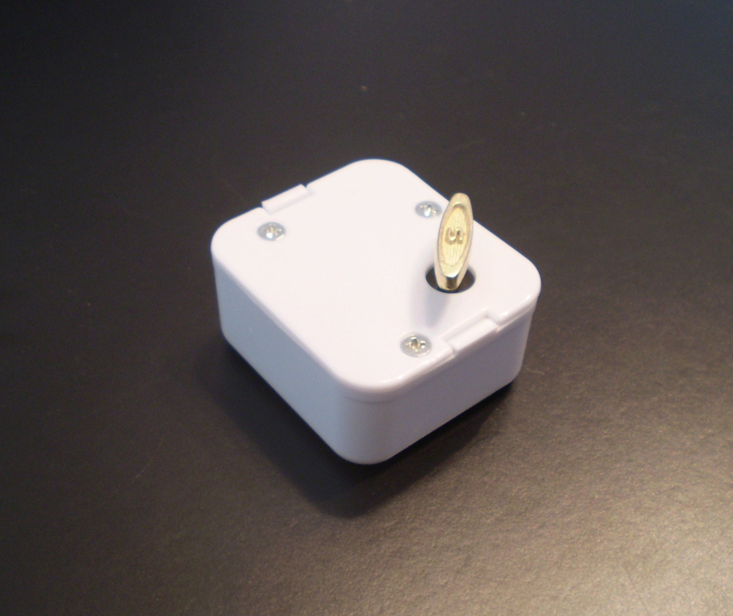 18 Note Music Box Movements  - White Case - Lots of New Songs