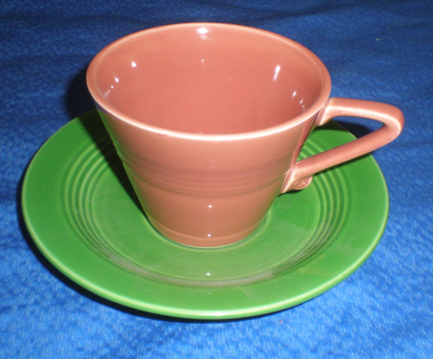 Vintage Homer Laughlin Harlequin rose cup, medium green saucer