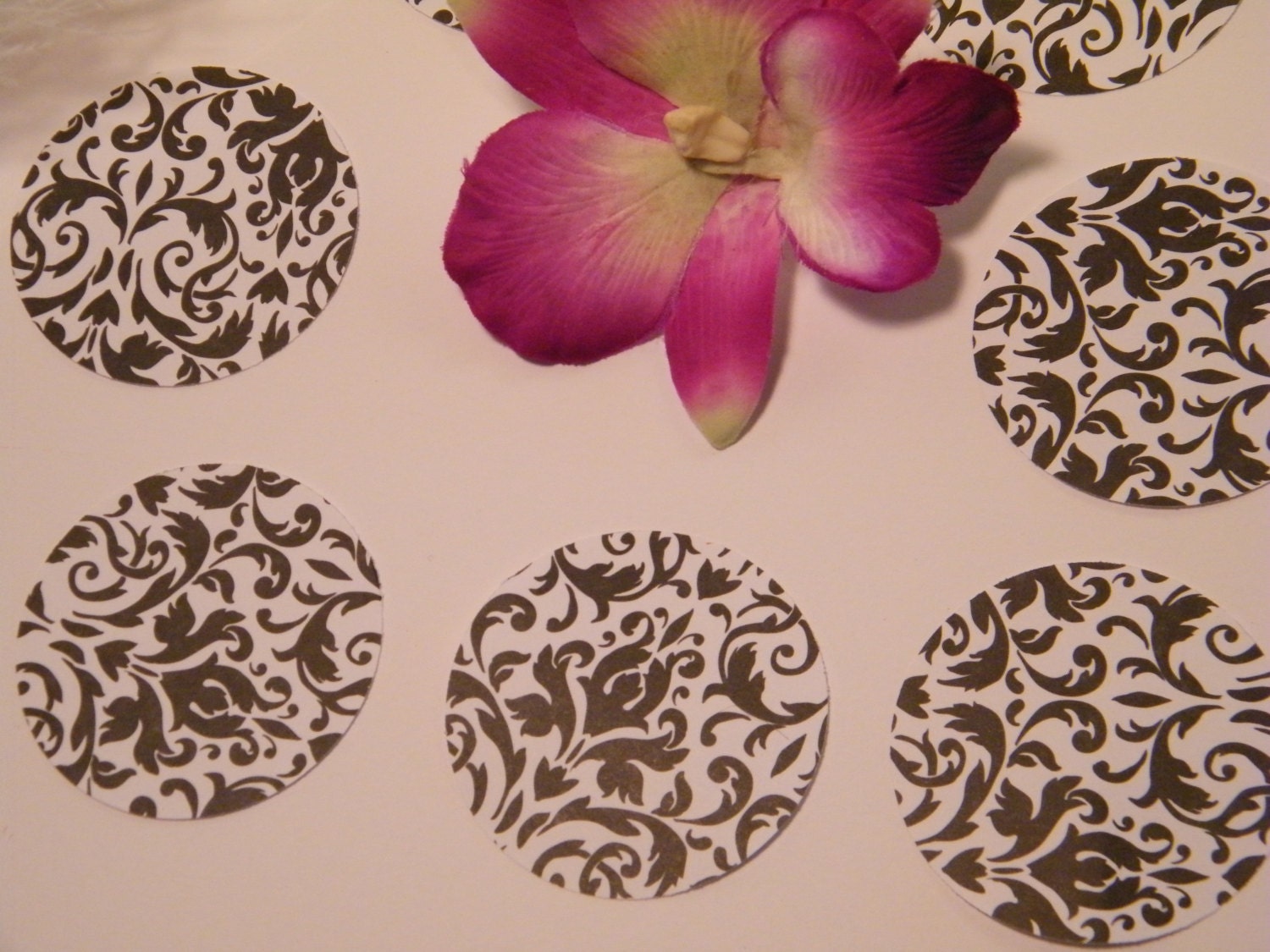 Lot of 50 Black and White Damask / 2 inch paper circles / DIY Cupcake Toppers and Food Picks / DIY Wedding / Scrapbooking