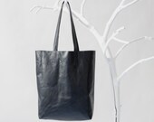 Large Midnight Blue Leather Tote with detachable Clutch and Key Strap, big leather shopper, big shoulder bag