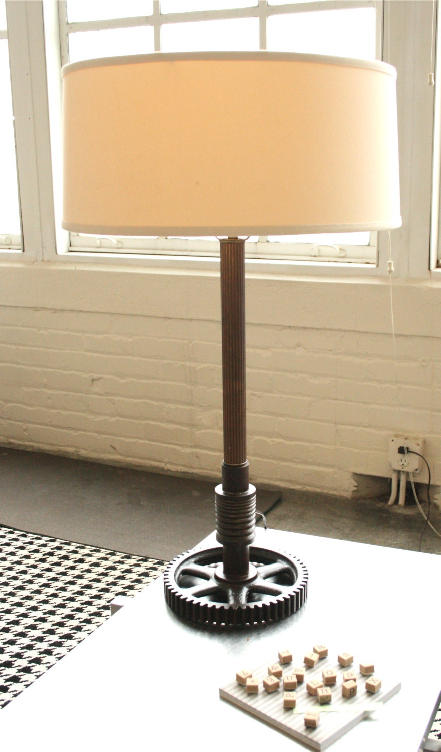 The Gear Shaft Lamp with Shade
