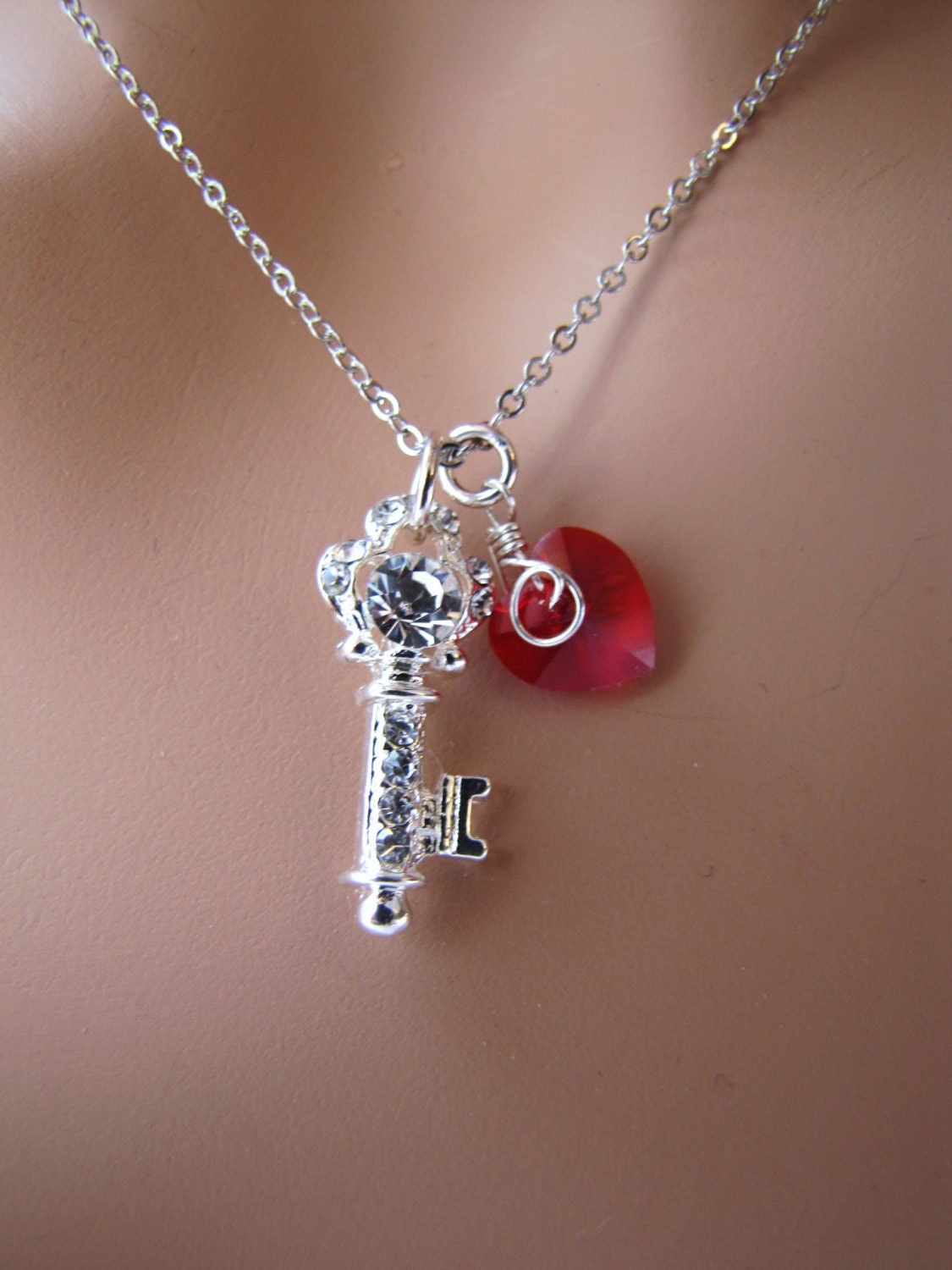 A key to her heart necklace - Red heart
