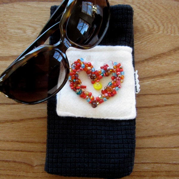 sunglass case. soft. iphone case. sunglass pouch. beaded. handmade. heart. red