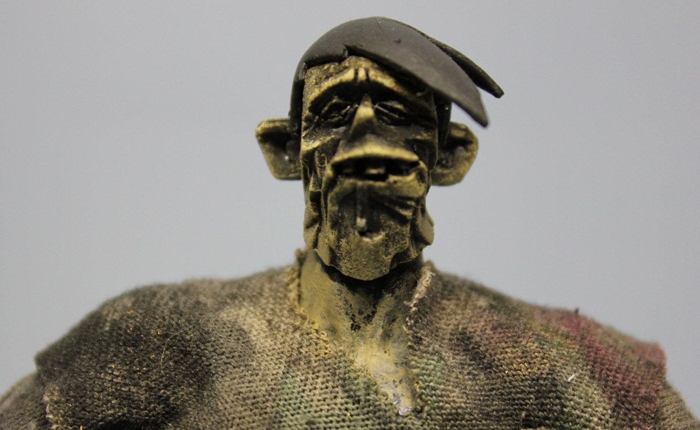 assemblage recycled zombie (LH articulated)