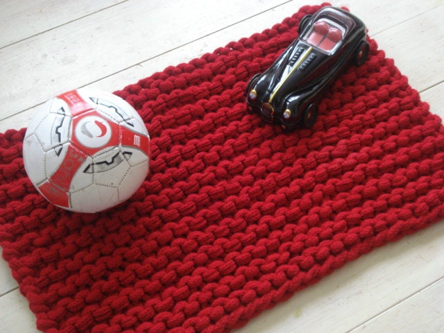 Chunky Red Hand Knit Rope Cord Rug Rectangular Big Stich Soft