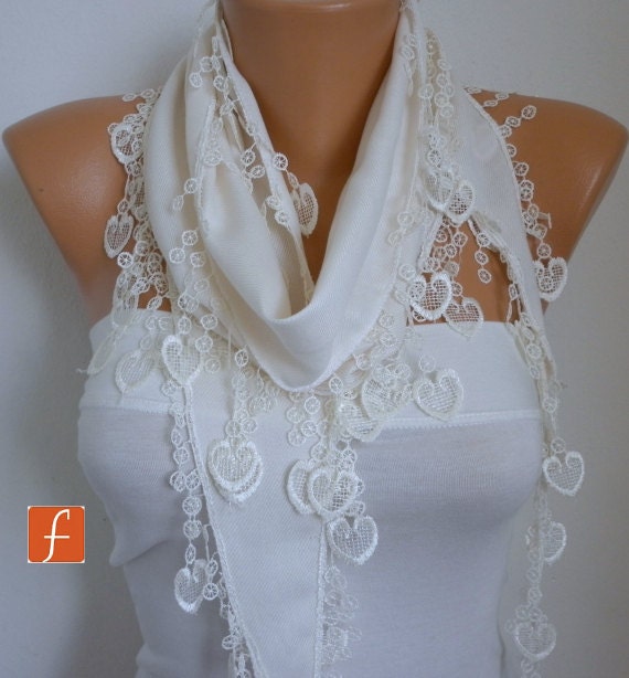 Off White Scarf  -  Pashmina Scarf  - Cowl with Lace Edge - White - fatwoman -LOVE - HEART