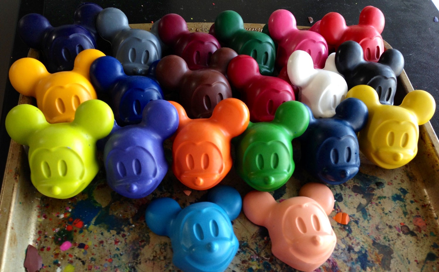 Chunky Funky Mickey Mouse Crayon 