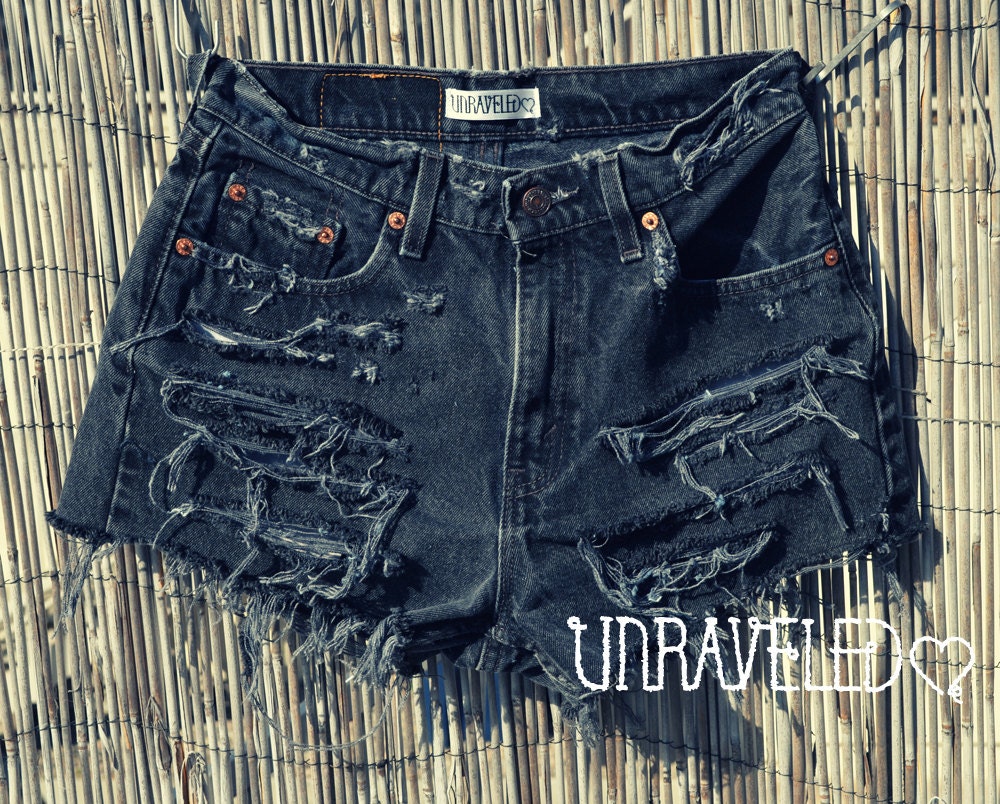 Black High Waisted Levis (SMALL)