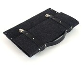 13 MacBook Pro briefcase bag sleeve case black synthetis felt with black leather straps and handle made by SleeWay