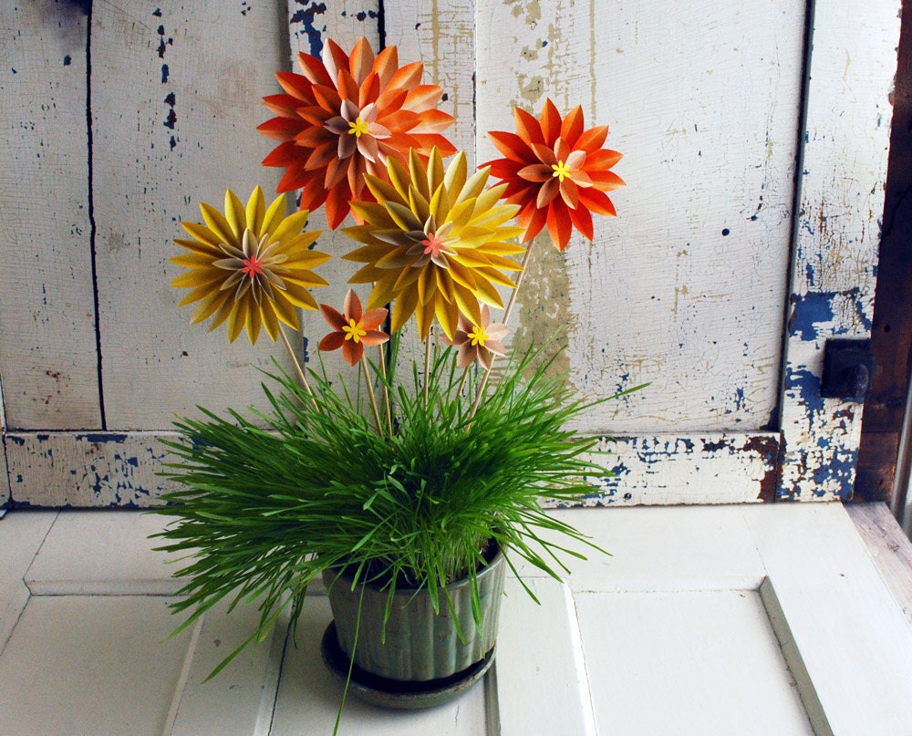 Faded Ombré Paper Dahlias, Spring, Mothers Day Flower Bouquet,4 Blossoms, Wedding Bouquet, Origami Flowers on stems