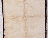 natural virgin wool carpet BENI OUARAIN berber rug from Morocco