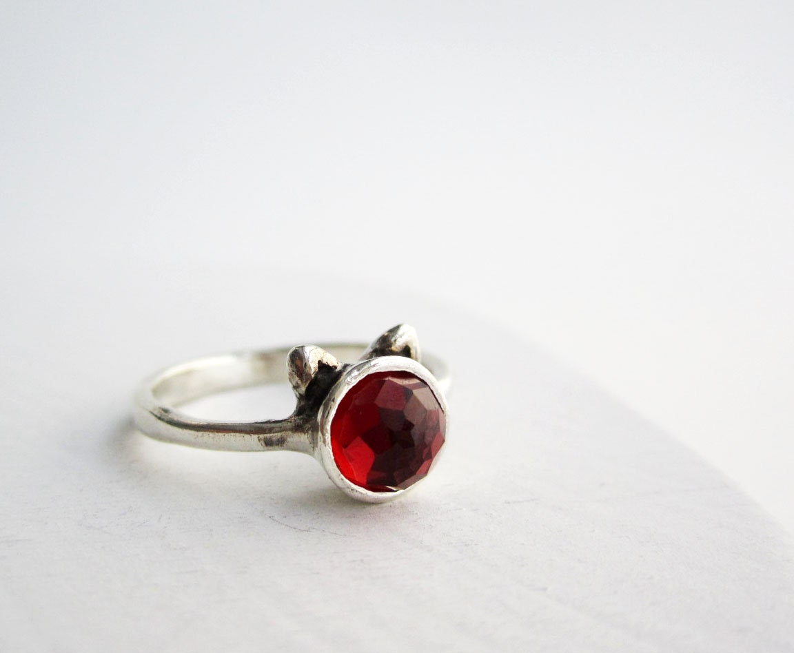 Red Cat Ring, Garnet and Sterling Silver