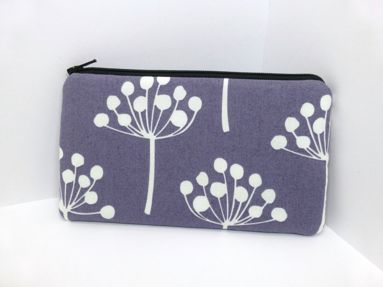Florine Gray iPhone Pouch iPod Case Padded Smartphone Pouch Zipper Purse