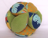 Dino and Dots Grab Ball
