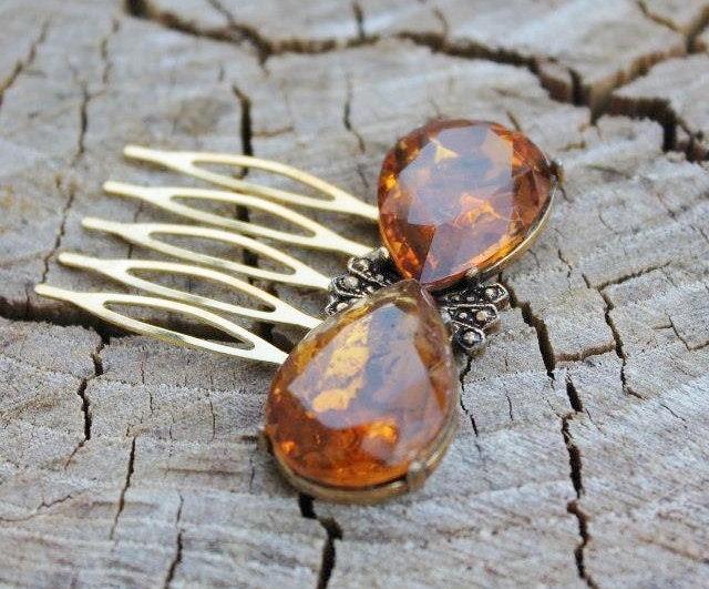 Vintage Gold and Topaz Glass Rhinestone Haircomb
