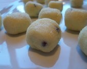 Pastillas de Leche White Chocolate with Cocoa Nibs  (Half a pound)