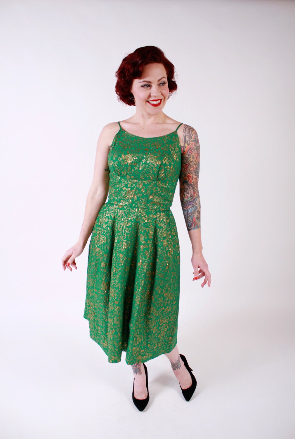 1950s Vintage Dress...Green with Gold Metallic 50s Cotton Cocktail Sundress with Shelf Bust Size Small