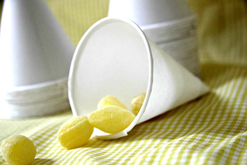 50 White Paper Cones - Cups, Treats, Crafts, Parties - 4 oz.
