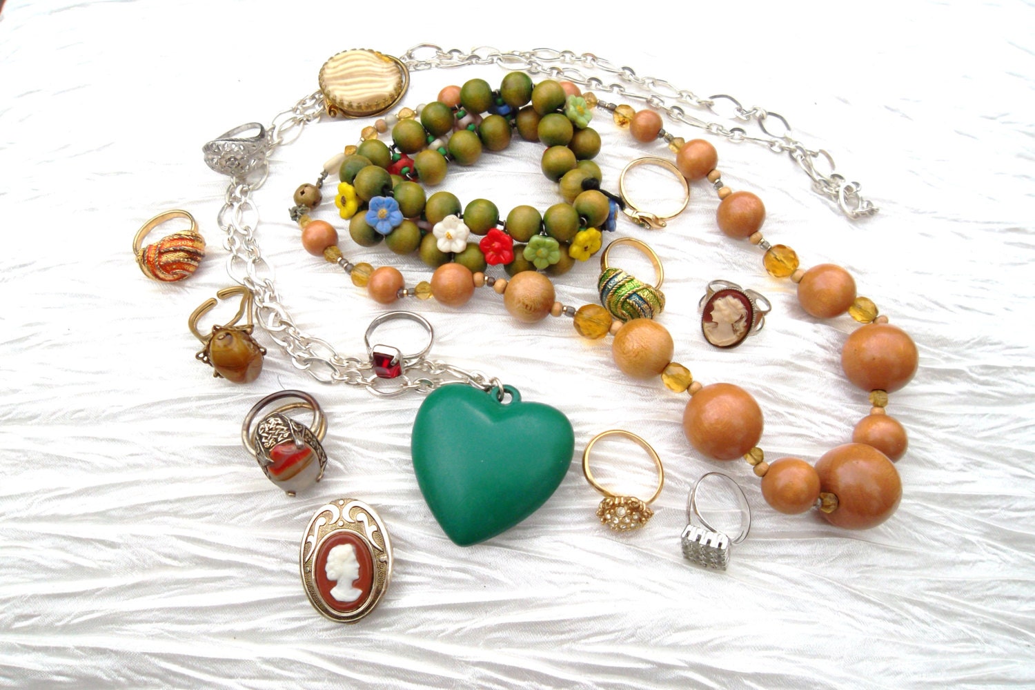 Vintage cameo pendant ring wooden necklace, wood bracelet flowers, heart jewellery jewelry JOB LOT costume gold