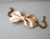 Pink leather bow bracelet cuff - Pink bow chain bracelet - Pink leather cuff - Cute bow bracelet - Girly leather bow accessory