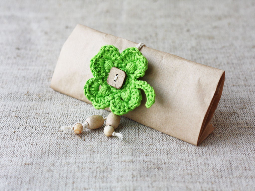 Spring gift wrap option designed to go with a purchased item from my shop Green cloverleaf shamrock Gift packaging Holiday gift wrapping