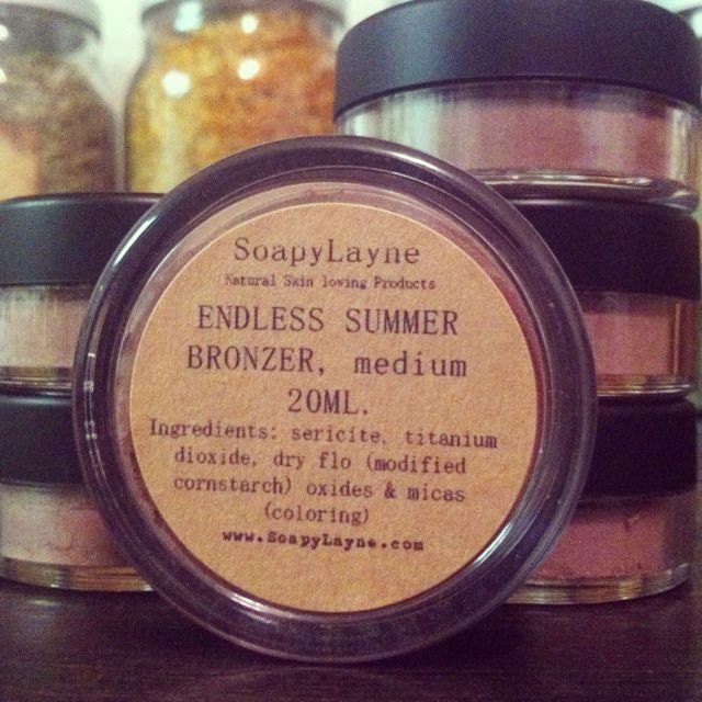 Mineral Bronzer- Endless Summer, medium