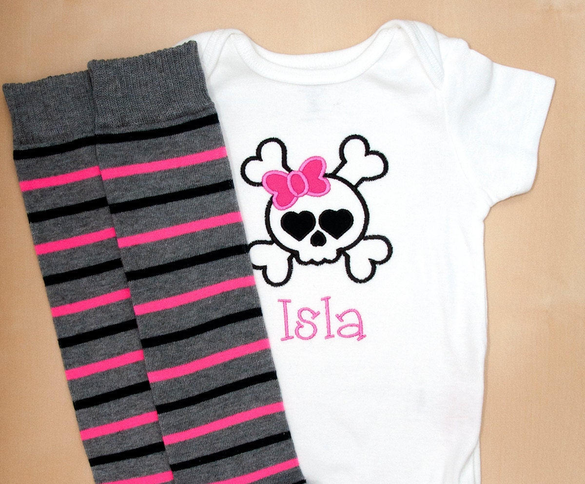 Skull Onesie and Leg Warmer Set (Gray with Pink Stripes)