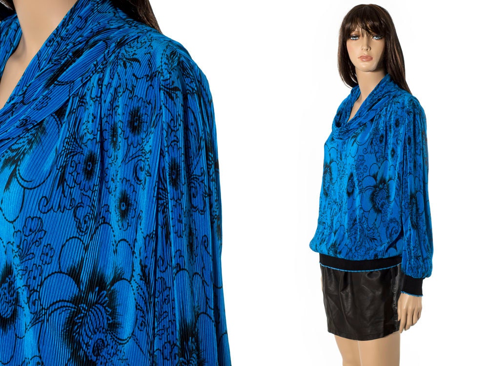 Vintage electric neon blue slouchy blouse Virginie Paris