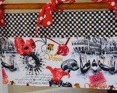 BUNK BED CADDY perfect for college girl's dorm room top bunks.  Venezia print in black and red.
