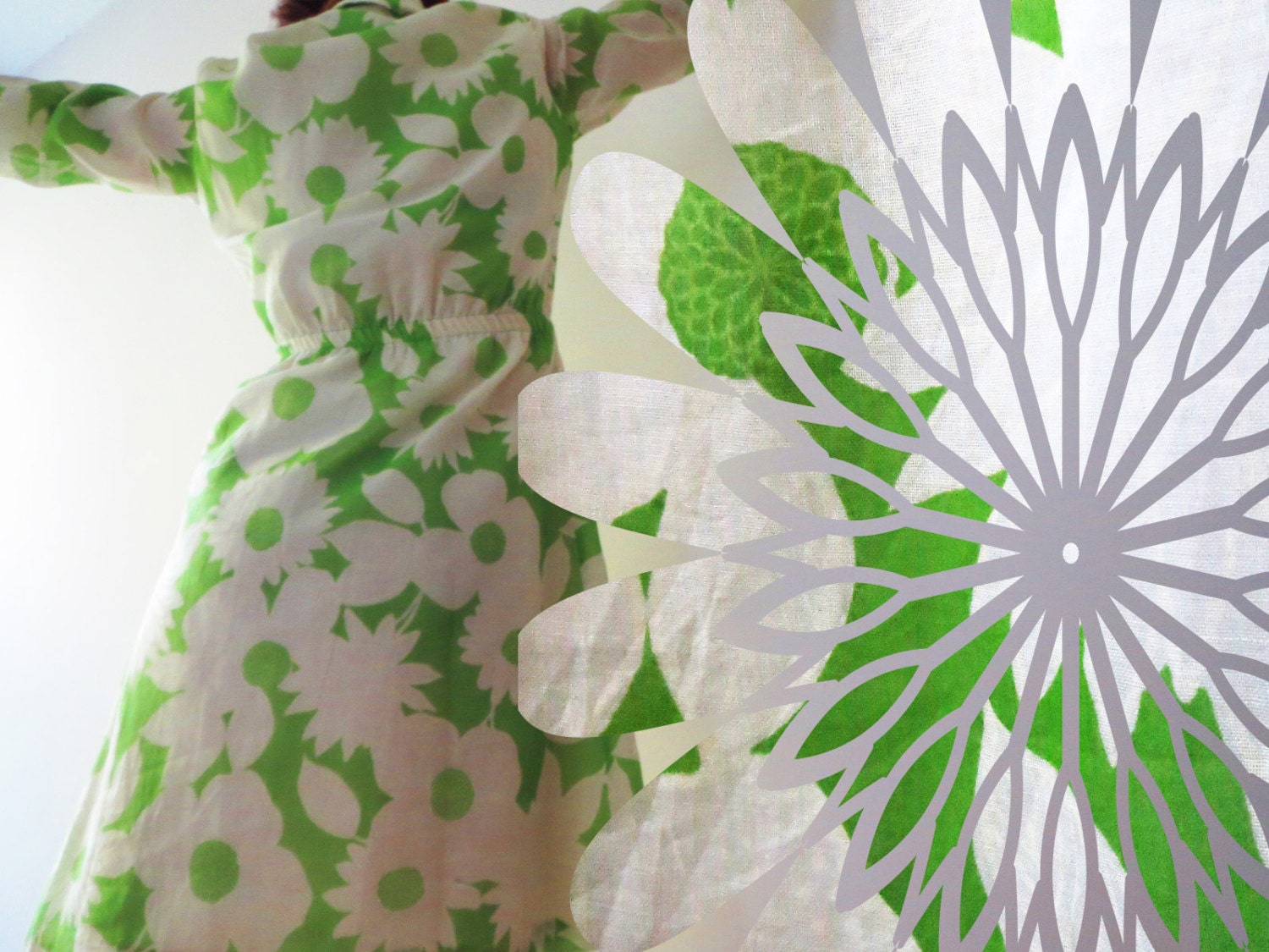 70s Spring Lime Green White Floral Long Sleeve Cotton Shirt Dress, Day Dress Medium