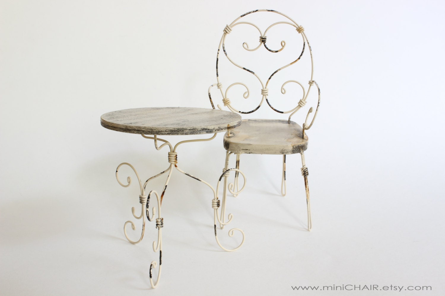 Miniature Doll Table and Doll Chair set  in 1/6 scale (Blythe, Barbie, Bratz,  Momoko). Cottage Chic style