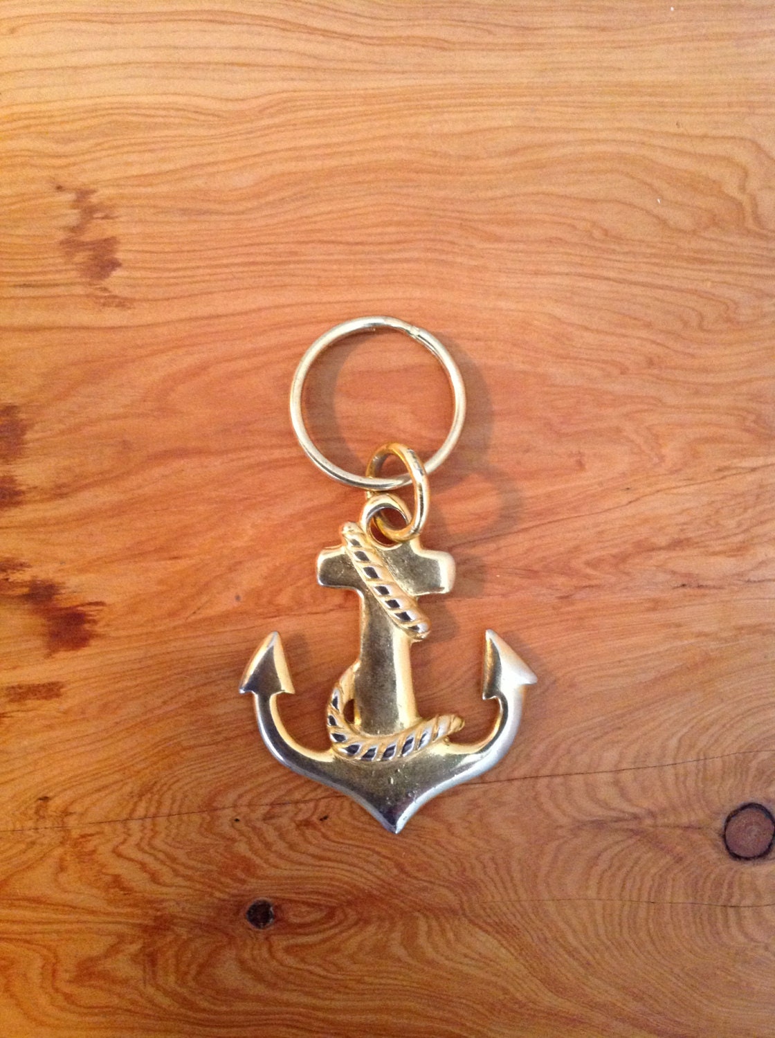 Vintage gold tone anchor key fob