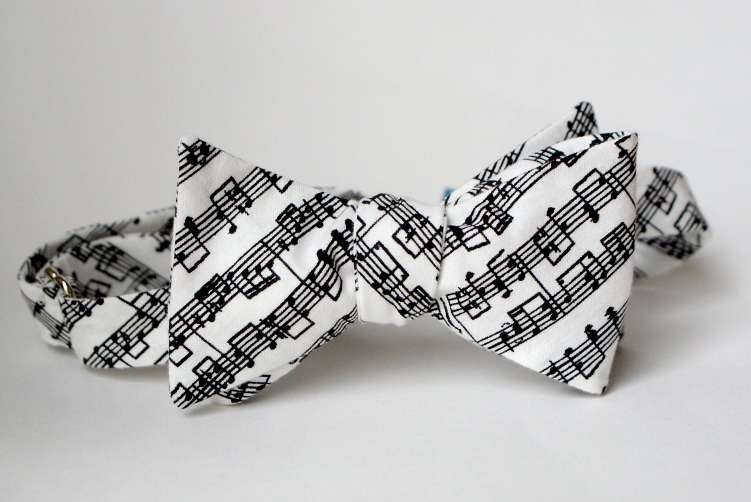 Music Note Bow Tie