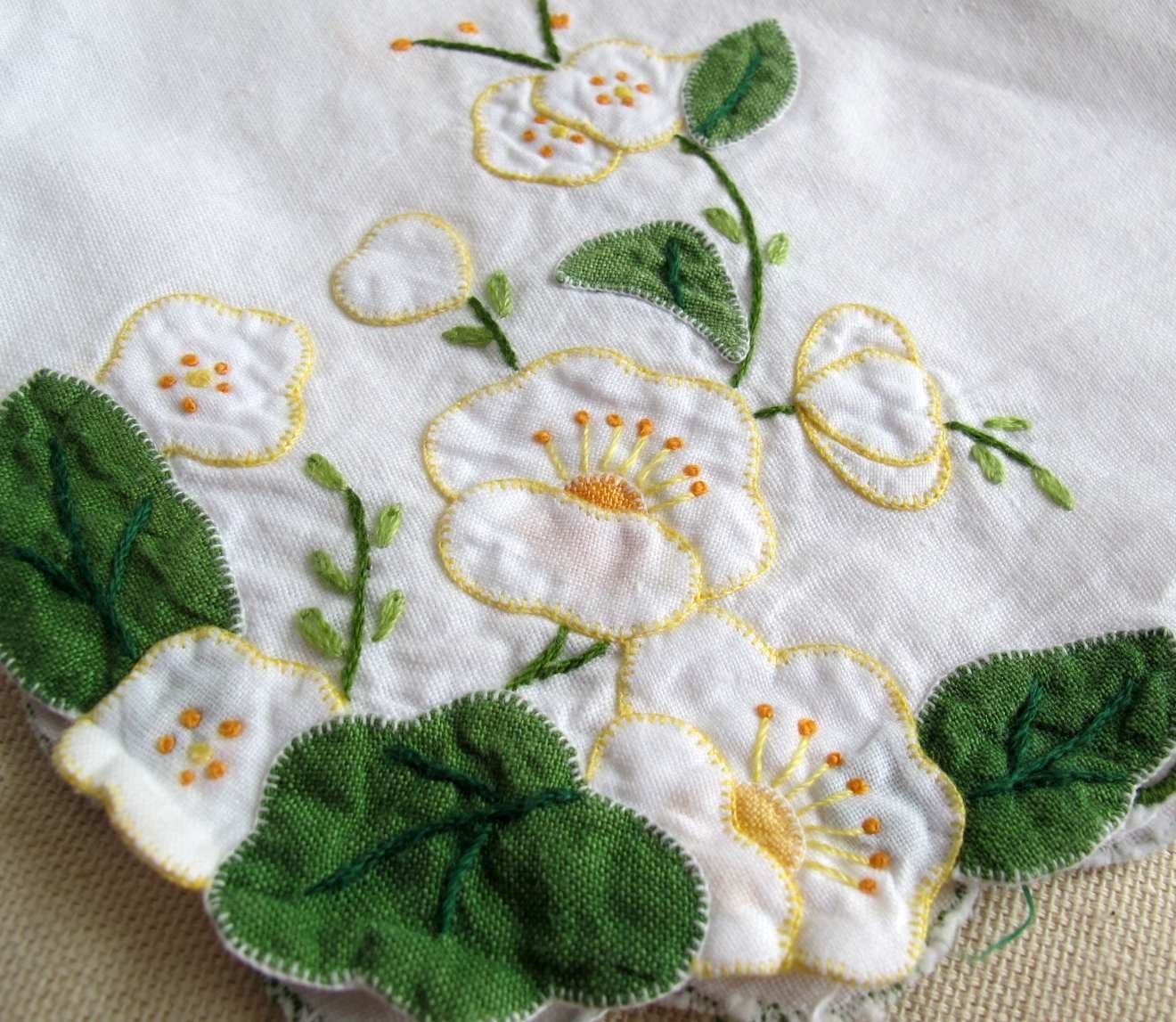 Linen white flower vintage bun wrapper