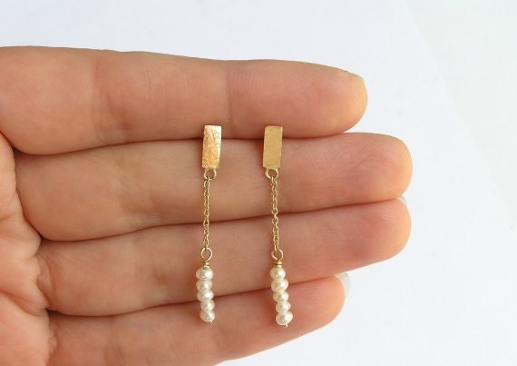 Dangle Gold Earrings - 14k Gold and Pearls Earrings - Solid Gold Post Earrings - Gold Chain Earrings - Long Gold Earrings Long Post Earrings
