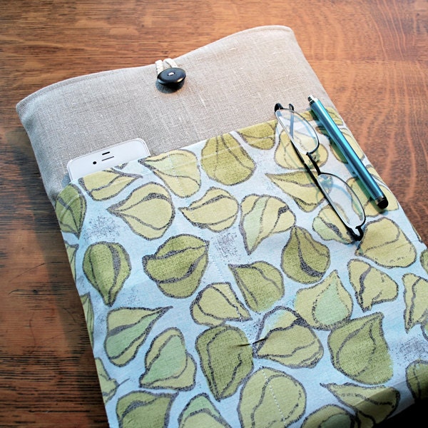 15 inch laptop Macbook Mac book Pro Cover Padded Case Sleeve - Linen with Laura Gunn Lantern Pod Pocket