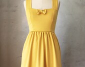 SWEETHEART - MUSTARD - Yellow vintage inspired dress with full gathered skirt // retro // bridesmaid // pinup // bow // sweetheart neckline