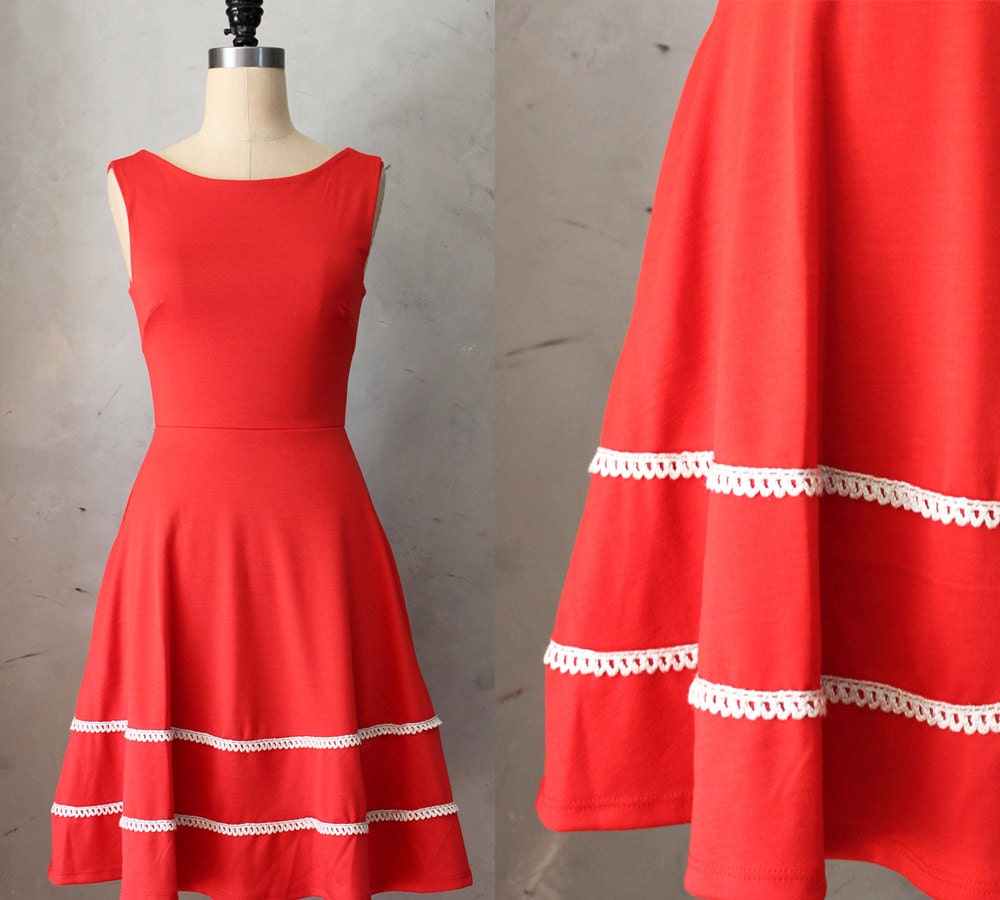 COQUETTE in POPPY - Poppy red dress with pockets // flared circle skirt // ivory crochet // bridesmaid dress // vintage inspired
