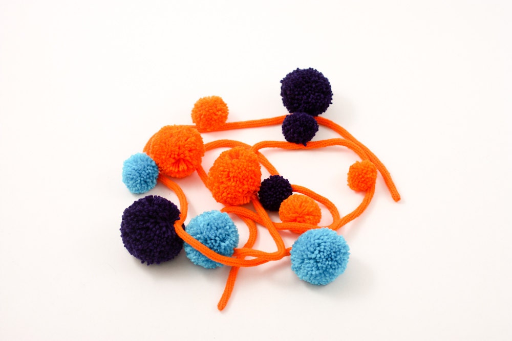 Colorful multicolor yarn pom pom garland 6ft / ready to ship