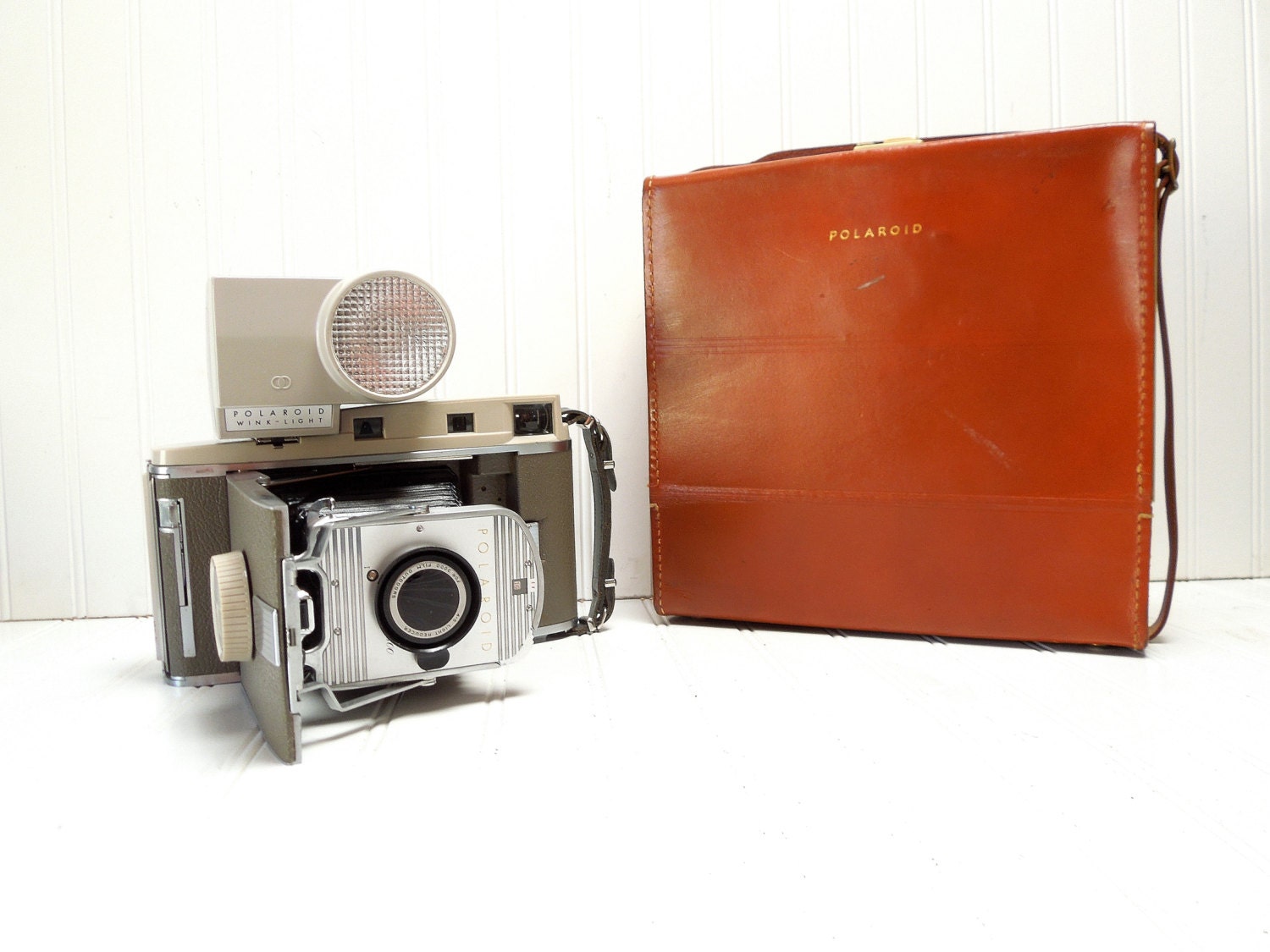 Vintage Camera Polaroid 800 Land Camera Field Case